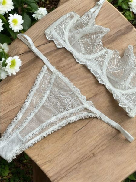 Beyaz Dantelli Bralet Takım (SÜTYEN&TANGA)